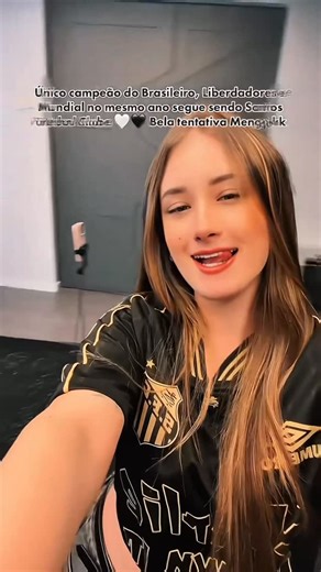 Gabriela Giacomini on Instagram: "[*mesma temporada] Pelo menos jogou de igual pra igual com o PSG né ?? Esse feito é do time com 2 mundiais 🤍🖤👑 #santos #santosfc #neymar #mundial #brasileirao"