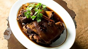 Slow-braised pork hock with star anise and cassia