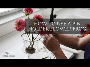 How to Use a Pin Holder