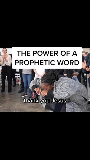 THE POWER OF A PROPHETIC WORD. May we ministers and all vessels of God be like Paul; not speaking with wise & persuasive words (powerless) but speaking with words that carry power. 🔥 “My message and my preaching were not with wise and persuasive words, but with a demonstration of the Spirit’s power, so that your faith might not rest on human wisdom, but on God’s power.” ‭‭1 Corinthians‬ ‭2‬:‭4‬-‭5‬ ‭NIV‬‬ This was a Christmas to remember; a Christmas of miracles! Eno traveled from San Francisco