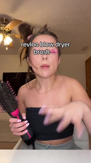 the revlon blow dryer brush low key saved me from a bad hair day!! 🤭🩷 #revlonblowdryerbrush #badhairday #girlytips #fyp
