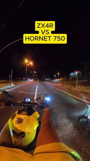 ZX4R VS Hornet 750 #honda #hornet750 #tekteker #motovlog #uşak64