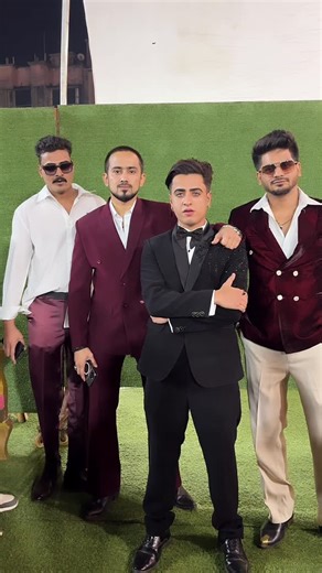 Danish Khatri on Instagram: "Mere bhai aaengeh 💯😎 . . . @adnaan_07dz @aas_khan_14 @chandshk_07 . . . . #reelsinstagram #trending #viral #love #explore"