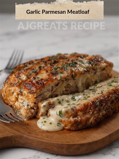 Garlic Parmesan Meatloaf 😍 Full recipe is on my page — right under my profile picture ⬆️