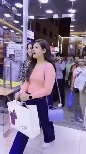 1.6M views · 10K reactions | #zamzamelectronics #dubai #iphone #zamzamelectronic #galaxy #usedmobilel #appleiphone #iphonestock #dub #zamzamelectronic #galaxy #usedmobile1 #appleiphone #iPhoneStock #chotabhahi #adsonreel #AdsonReels | Zam Zam Mobile | Facebook