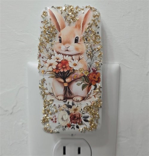 Petite Bunny Night Light, Hand-applied Design, Dusk-to-dawn Sensor - Etsy