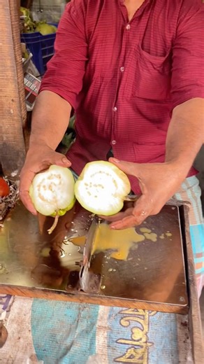 Guava cutting with juice😱