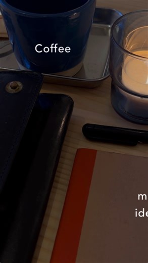 Tasuku.｜旅と、こころを綴る人 𓂃 on Instagram: "わたしの人生をつくるアイテムたち⋆⸜ カフェでジャーナリングをしながらこころを整えたり、自分と向き合ったり、これからを計画したりする時間がすごく好き。 「ジャーナリングがもたらす効果」って、わたしにとってめちゃくちゃ大きいの！そんな効果についてはわたしの著書『Hello, Beautiful』で触れていますっ✨ そして今回、特別に！ 本に書いたジャーナリングの内容すべてをnoteにて公開しています🫶 プロフィールのリンクからどうぞっ🧡 みなさんも、 ジャーナリングで人生をより良くしていきましょー♡ Love, Tasuku. #ジャーナリング #ひとり旅 #旅人 #うちなーんちゅ"