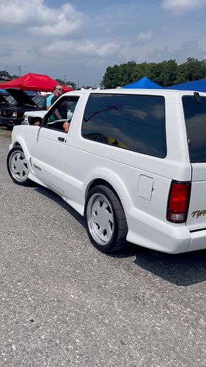 1993 GMC Typhoon | Owner: Charlie Miller | Super clean Typhoon rolling on Sportmachines LLC Super Stocks 🥵 | #sytyregistry #internationalsytyregistry #ISTR #gmc #gmctrucks #gmcsyclone #gmctyphoon #syclone #typhoon #sonomagt #syty #sytysogt #PAS #fancysonoma #fancyjimmy #sportmachines #turbo #turbocharged #boost #sporttruck #theofficialsyty #turbotruck #gmnation #turbocharged #alltheboost | Adam Ribakoff