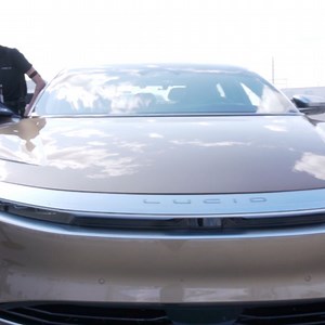 33K views · 46 reactions | We’re giving you an exclusive look at Lucid Motors' brand new sedan, the Lucid Air. Deliveries for the car begins in October and the company says they have over 13,000 orders. | cheddar news | Facebook