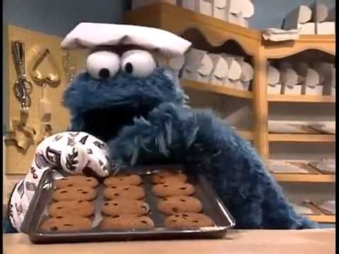 Cookie Monster baking cookies - 7