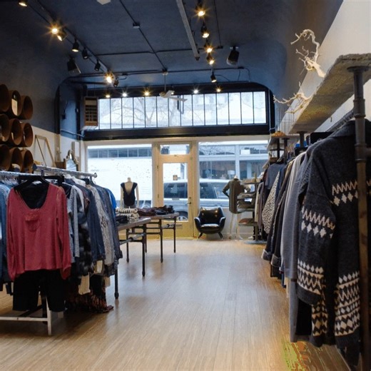 11 reactions | Shop till you drop with our #SaferRetail solutions, by combining:  voice  data & analytics  video you can protect your employees while enhancing the customer experience. Do you want to learn more? https://bit.ly/40juHEA | Motorola Solutions | Facebook