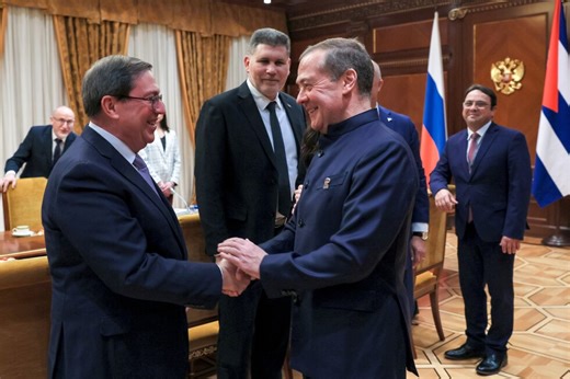 Russia hosts Cuban foreign minister and urges US not to blockade Cuba