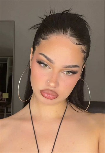 Baddie Makeup Tutorial with Hoop Earrings