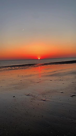 Nothing more beautifull than a sunset😍🌅 #sunset #beach #ocean #sunrise #sunsettiktok
