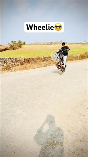 Splendor stunts video #splendorstunt #shorts#splendor#rj17riders