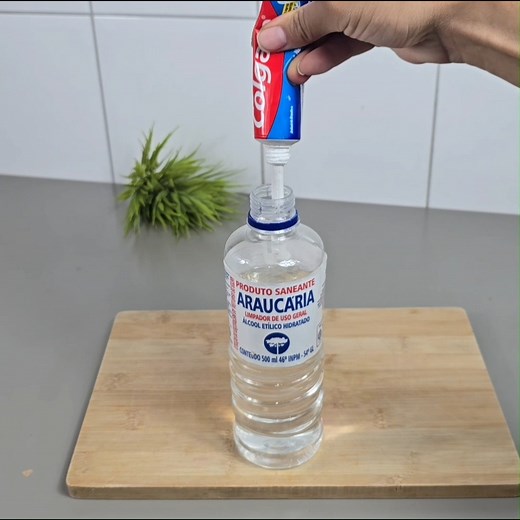 Simply mix toothpaste with alcohol and you'll save a lot of money! | Wonderful Recipes and Tips
