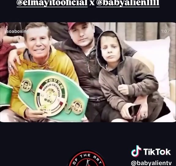 Epic Mini Champion Showdown for Boxing Fans