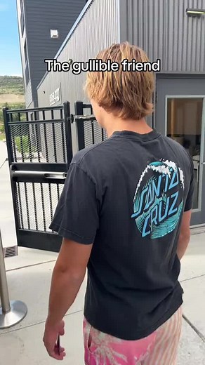 The Guy got so mad 😡 #flashygman #viral