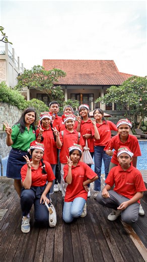 Best Western Kuta Villa on Instagram: "Sharing the joy of Christmas through our CSR program Together as one Best Western cluster Bali — Best Western Premier Agung Resort Ubud, Best Western Kuta Villa, Best Western Resort Kuta, and Best Western Kamala Jimbaran — we spent a meaningful day with the children from the orphanage. From prayers, singing, laughter, to a joyful dinner, it was a heartwarming celebration filled with togetherness and smiles. #bestwestern #bali #christmas"