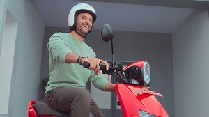 34K views · 382 reactions | Presenting Bounce Infinity, our very own electric scooter that you can BUY! 拾 We’re talking infinite charge, range and a lot more possibilities! 朗 Explore more at bounceinfinity.com #PowerToThePeople #BounceInfinity #ElectricScooter | Bounce | Facebook