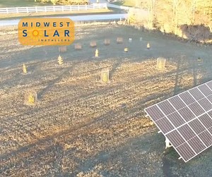 🏡 Are you looking for big savings on your monthly energy bill? Now is the perfect time to get in touch with Midwest Solar Installers to get a free quote for your home or business! 💰 ☀️ Ground mount solar systems can be the perfect solution for property’s that have open/unused space or roofs that do not support solar panels! 🌽 Don’t wait contact us today for your solar needs! 🖥️ www.midwestsolarinstallers.com ☎️ 319-900-9090 📧 info@midwestsolarinstallers.com #solarinstallation #PowerYourFutu