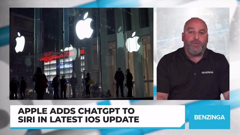 Apple Adds ChatGPT To Siri In Latest iOS Update