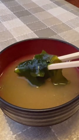 【ガタ男】新潟おひとり様グルメ on Instagram: "⬇️ こんなカツみたことない！ ⬇️ JR長岡駅すぐ！絶対に行くべき人気レストラン！ @gatao_niigata 👈 #新潟のことはガタ男！ -————————— 新潟市の美味しいグルメを発信している"ガタ男"です。 お一人でもふらっと立ち寄れる ｢美味い！｣グルメをご紹介しています🔥 いつでも見返せるように 【いいね・保存】もお忘れなく🙇🏻 他の投稿もぜひぜひ見てくださいね！ @gatao_niigata -————————— 【 レストラン ナカタ 】 〜新潟県長岡市〜 食べログ 3.48 Googleクチコミ 4.3 JR長岡駅から歩いてすぐの場所にある、 1975(昭和50)年創業の "レストラン ナカタ" さん！ 長岡に観光に来た際、 地元周辺に住んでいる人達が真っ先に ｢まずはここに行くべき！｣と 名を挙げオススメするほどの名店なのです💪 そこで今回はお店の看板メニュー、 長岡B級グルメとして愛され続ける "洋風カツ丼" と デザー