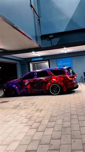 • Straight Outta Italy 🇮🇹 custom Wide Body DDHC with a crazy wrapp! 🔥🔥 @cat_vulcan Repp’n For The Durango Community 🤟🏼 @___fiorda___ 🎥 ECDM The Dodge Durango Magazine @eastcoastdurangosmedia Tag the page for a feature 👊🏼 #EastCoastDurangosMedia #DodgeDurango #HellcatDurango #Hellcat #Supercharged | East Coast Durangos Media LLC