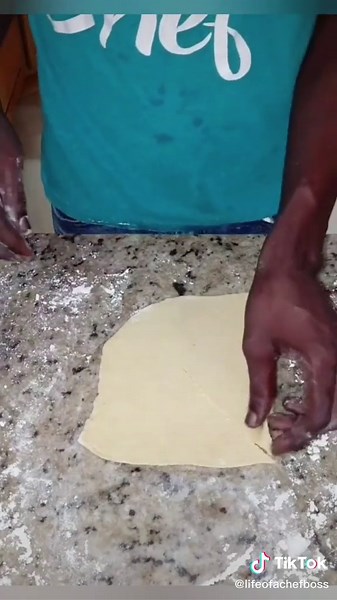 Roti, My style 🔥🔥#fypシ #xyzbca #roti #foodtiktok #tiktokfoodie #jamaicanfood #foryourpage