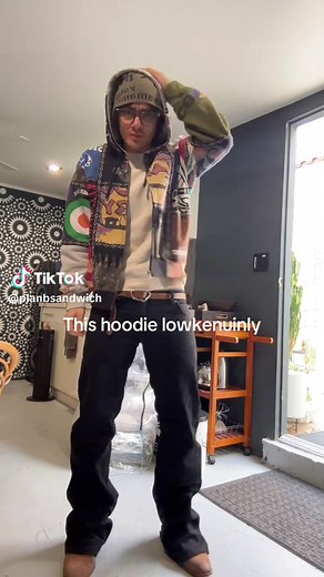 Perfect Hoodie Fit: Number Nine and Supreme Fashion