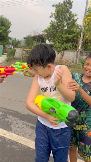 37K views · 700 reactions | Songkran its not over yet!  #Solomon | Solomon อ้ายม่อน | Facebook