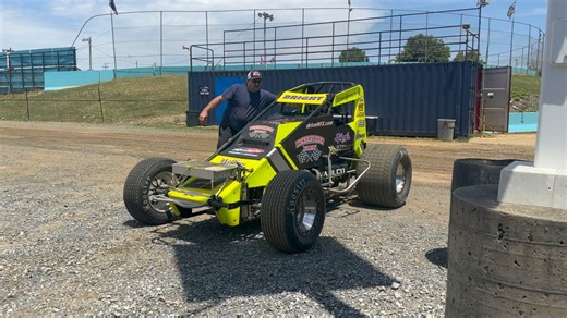 Trailer doors down. 😎 For the 6th & final time this week, it’s USAC AMSOIL National Sprint Car race day. Tonight, the setting is Kutztown, Pennsylvania’s Action Track USA for USAC Eastern Storm Round 6/6. Alex Bright & the Heffner Racing #27 are among the strong contingent on hand tonight. | USAC Racing