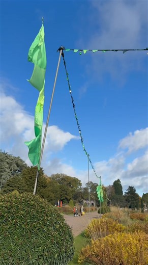 HALLOWEEN AT TRENTHAM GARDENS! 👻 Every day this October half term, 10am–4pm, join us for Halloween Half Term in the Gardens! All of this is included with gardens entry, and included with a Trentham membership 👇 🎃 Wander through a professionally carved pumpkin trail 📸 Take photos on the Selfie Trail. Think creepy doors, pumpkin throne & more... 🕵️‍♂️ Crack the mystery in our interactive Who Dunnit? game 🧙‍♀️ Enroll in Witch & Wizard School – graduate with your own certificate! 🎭 Spooky pan