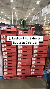 Ladies Short Hunter Boots at Costco! 👢 Comes in green or back, sizes 6-11 for $109.99 🤩 @hunterboots #Costco #CostcoFindsCa #costcocanada #canada #CostcoBuys#costcodeals#costcowholesale#costcofindscanada #hunter #hunterboots #shortboots #rubberboots | costcofindsca