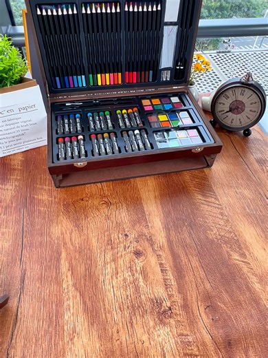 Explore Stunning Art Cases: Unleash Your Creativity!