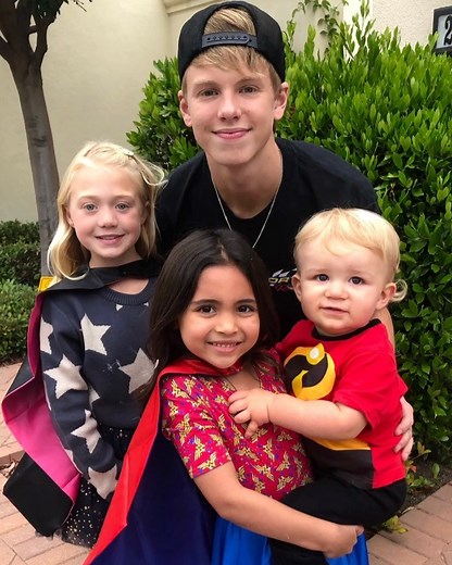 Ava Marie Foley 👧🏻 on Instagram: "Happy birthday to my best friend/big brother @carsonlueders love you and your new song #Youngandfree 🎉🥳 (How old are you?)"
