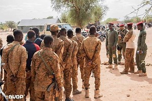 163K views · 5.5K reactions | Burkina Faso : 1 656 agents publics se...