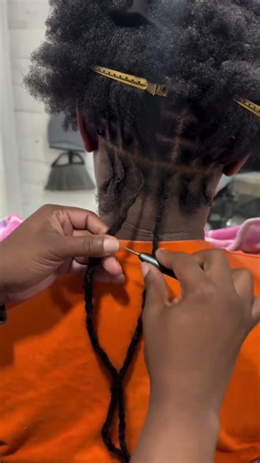 How to install locs extensions #braids #hairstyles #locsextension #beauty #locs #starterlocstyles