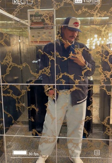 Jacket Season is here :) #OklahomaCity #FasslerHall #MirrorWall #JacketSesaon #OKC