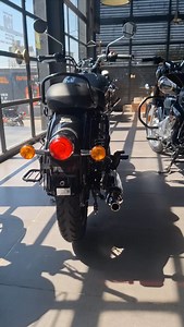 1.3K reactions | Redditch Grey ☆ Classic 350 ☆ Exhaust Note  #royalenfield #royalenfieldindia #royalenfieldlovers #royalenfieldtribe #roylenfieldnorthamerica #royalenfield_na #royalenfieldclassic350 #classic350 #bike #biker #bikelovers #rider #rideon #rideout #ridemore #viral #trending #trendingnow #reels #viralreels #trendingreels #insta #instareels #instagram #instagramreels #vintage #video #viralvideo #trendingvideo | Rohit Shukla | Facebook