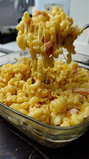 Microwave pasta is perfect if you can't be bothered to cook! 🤤🍝#microwaverecipe