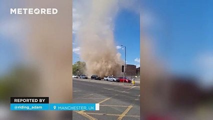 Impressive dust devil in the middle of Manchester, UK! This phenomenon left residents stunned.