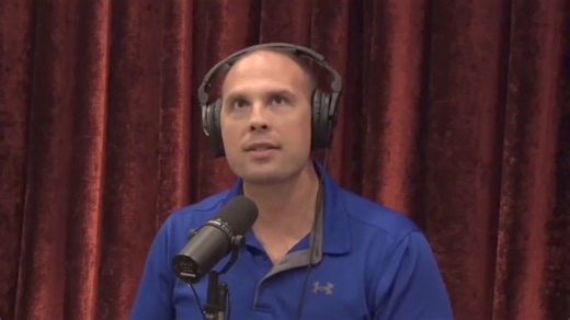 David Grusch tells Joe Rogan about the Magenta, Italy UFO crash in 1933 🛸 - US back channelled alien machinery through Vatican channels tied to CIA predecessor OSS. - Crashed vehicle analysed by Italy in tandem with Nazi Germany, recovered materials eventually falling into the hands of the US' Office of global access. - Link in the comments below to the declassified information regarding this joint endeavour facilitated by agencies CIA/OSS & OGA in collusion with US Airforce & Aerospace company