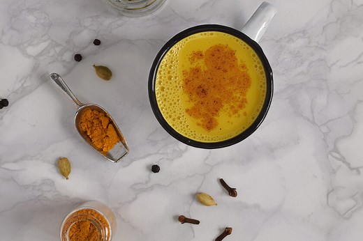 Cómo hacer leche dorada, receta reconfortante muy fácil de golden milk con opción vegana