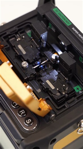VIEW 5X core alignment fusion splicer #fiberoptic