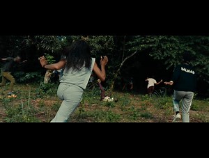 Y'ello! Le 20 Janvier 2023, il y aura du lourd! Vous n'êtes même pas prêts pour ce chef d'œuvre de Dr. Nkeng Stephens! L'Axe Lourd, ce film d'action qui dévoile une autre casquette de certains de nos artistes préférés, va vous démontrer que le Cinéma Camerounais c'est pas les choses de la Populace! Rendez-vous le 20 Janvier pour la projection officielle. On dépose ici un avant-goût! Bonne dégustation. --- On January 20, 2023 there will be a lot of action! You are not even ready for this masterpi