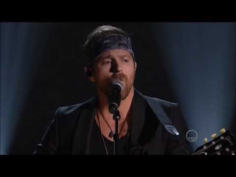 Kip Moore performs "Second That Emotion" live in concert Smokey Robinson Tribute 2016. HD