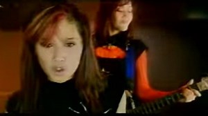 Lirik Lagu dan Kunci Gitar Dear Diary - Ratu - Tribunjakarta.com