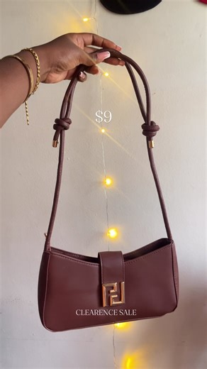 Fairy Lights Wedding Decor Ideas for Fashion Lovers